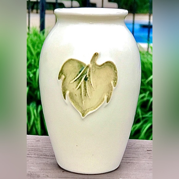 Vintage Antique Signed Hallmarked MOORCROFT MADE In ENGLAND Vase - Picture 7 of 9